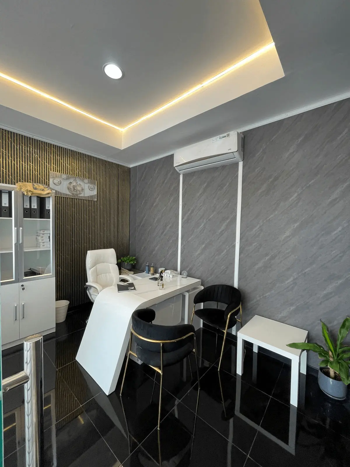 AABIS Office Interior